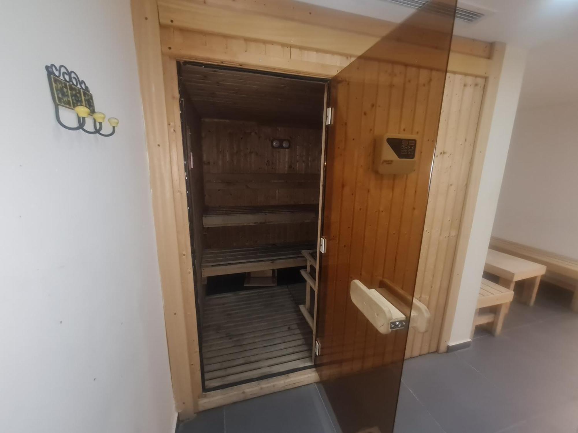 Exclusive Luxury Golf With Pool Sauna Jim דירה *