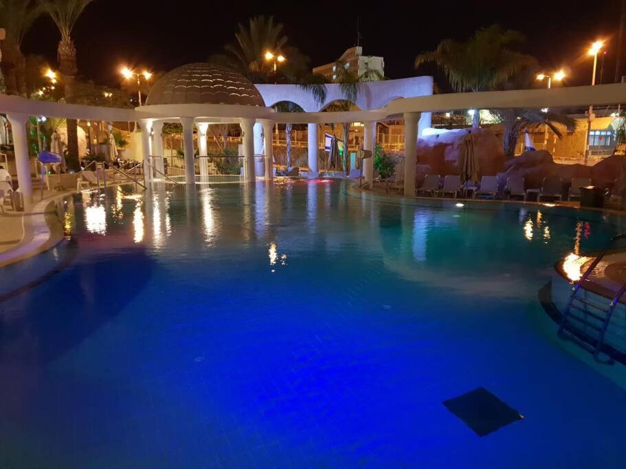 Exclusive Luxury Golf With Pool Sauna Jim דירה אילת