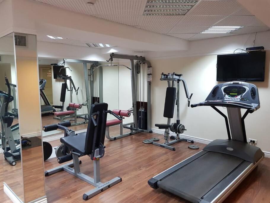 Exclusive Luxury Golf With Pool Sauna Jim אילת