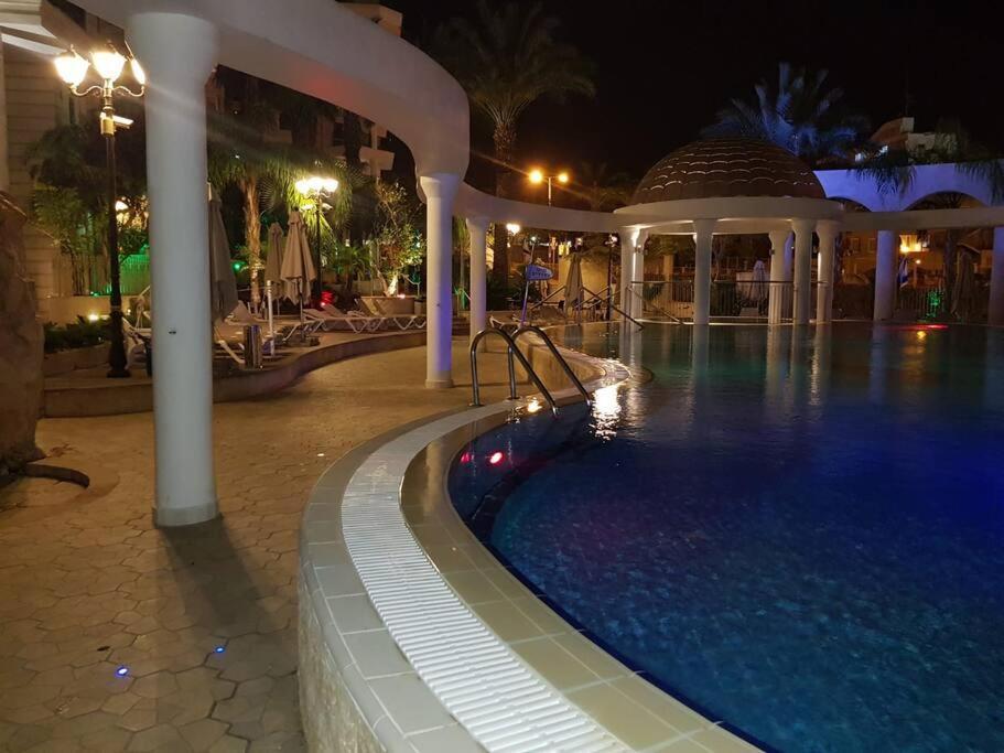 Exclusive Luxury Golf With Pool Sauna Jim